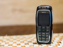 Uno de los modelos de Nokia más reconocibles con teclado numérico.